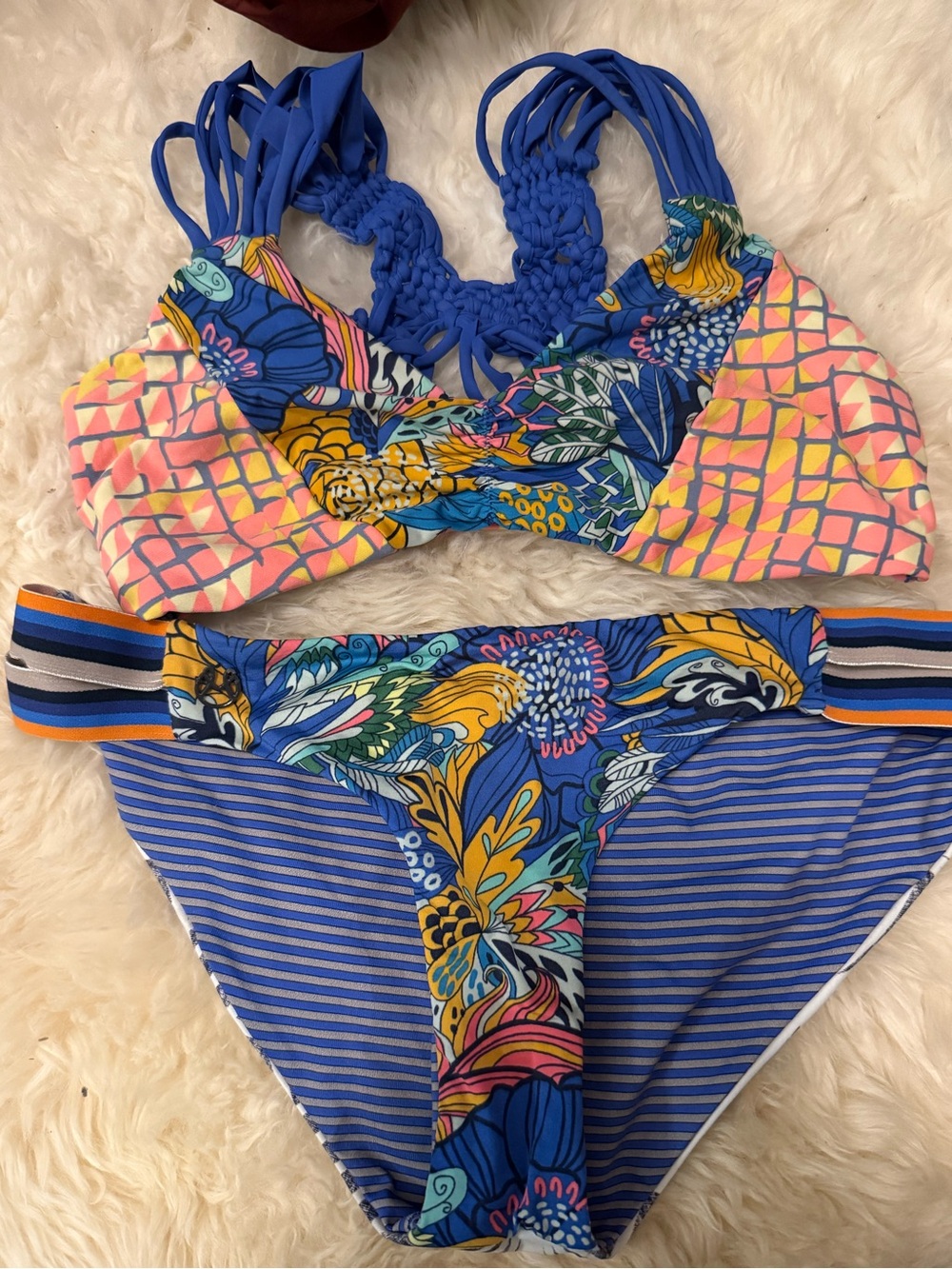 Maaji Lady Macramé Heaven Reversible top/bottoms SET sz m